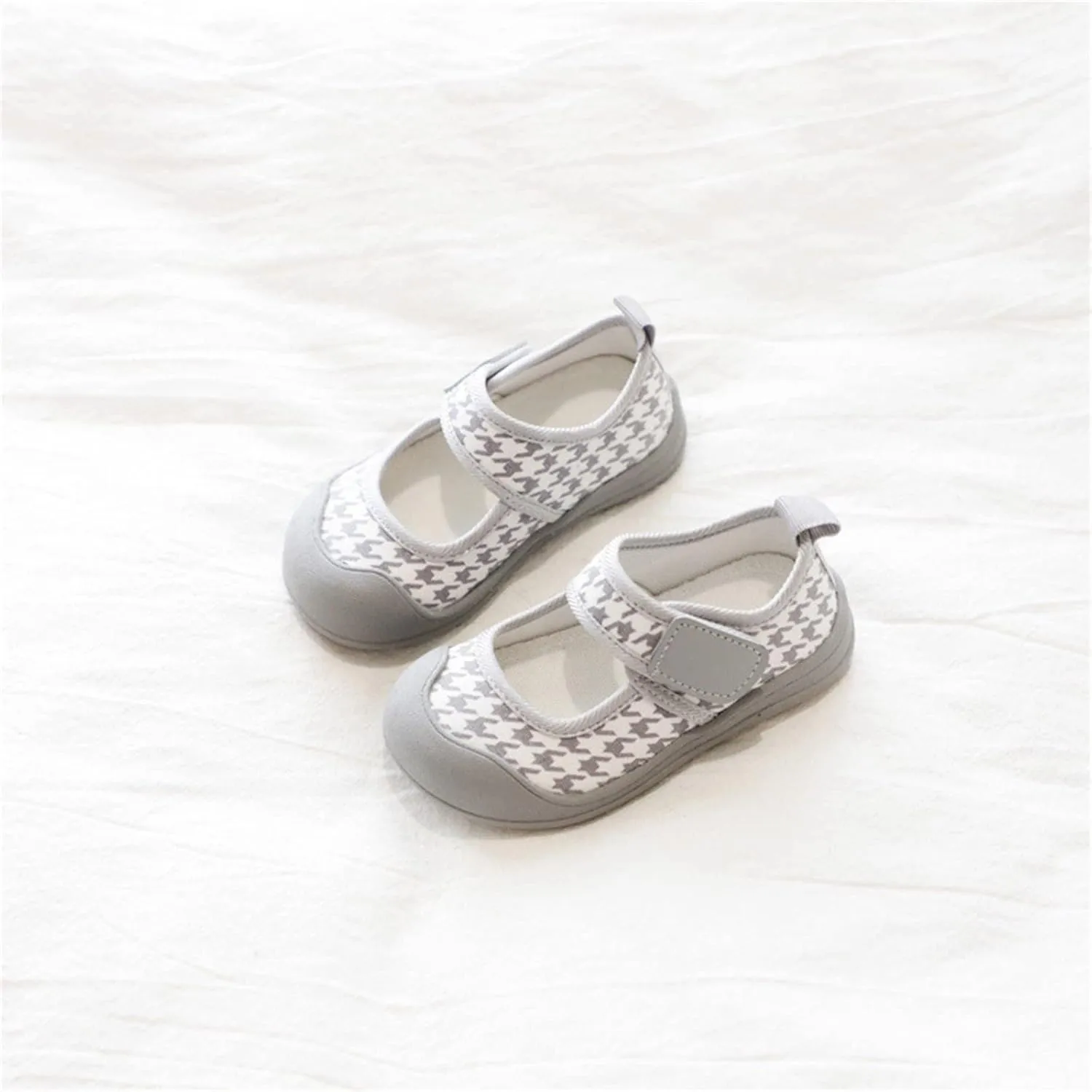 2025 Toddler Baby Girl Shoes Canvas Shoes Baotou Sandals Baby Soft Soles Non Slip Suitable For 2 To 11 Years