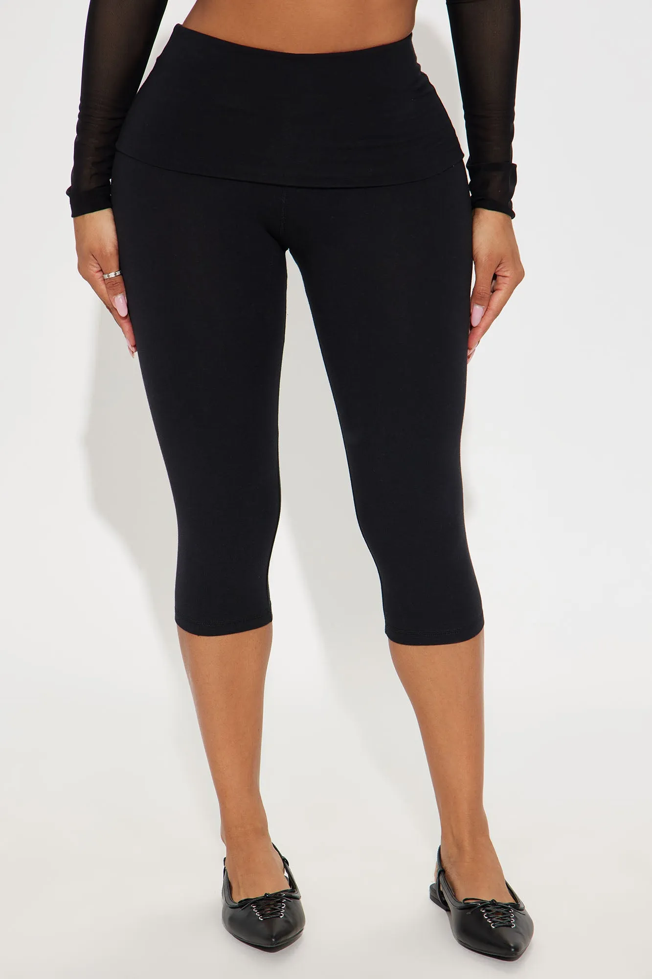 Amaris Foldover Capri Legging - Black