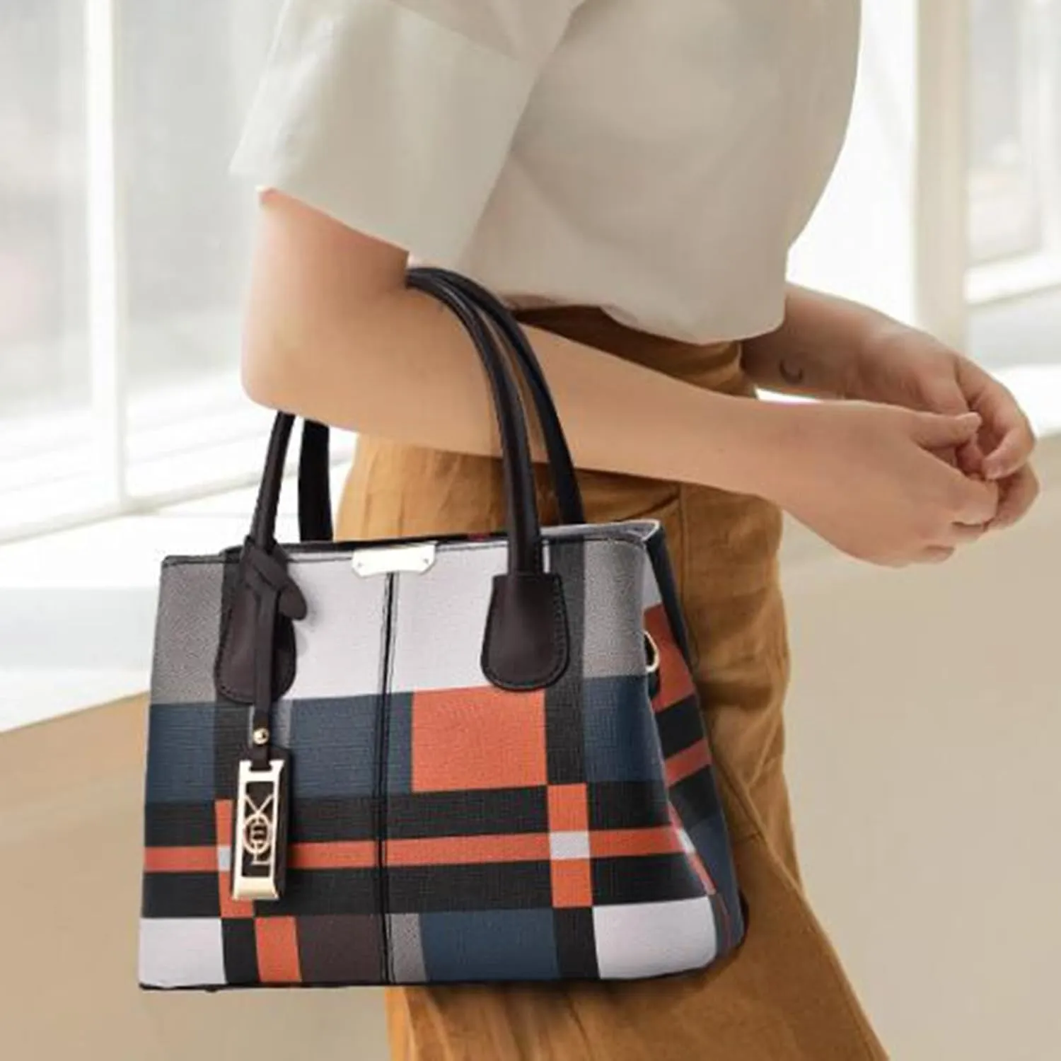 Beach Tote Bag Small Backpack Mini Crossbody Handbags Suitable For Outdoor Shopping Beach Travel Essential X