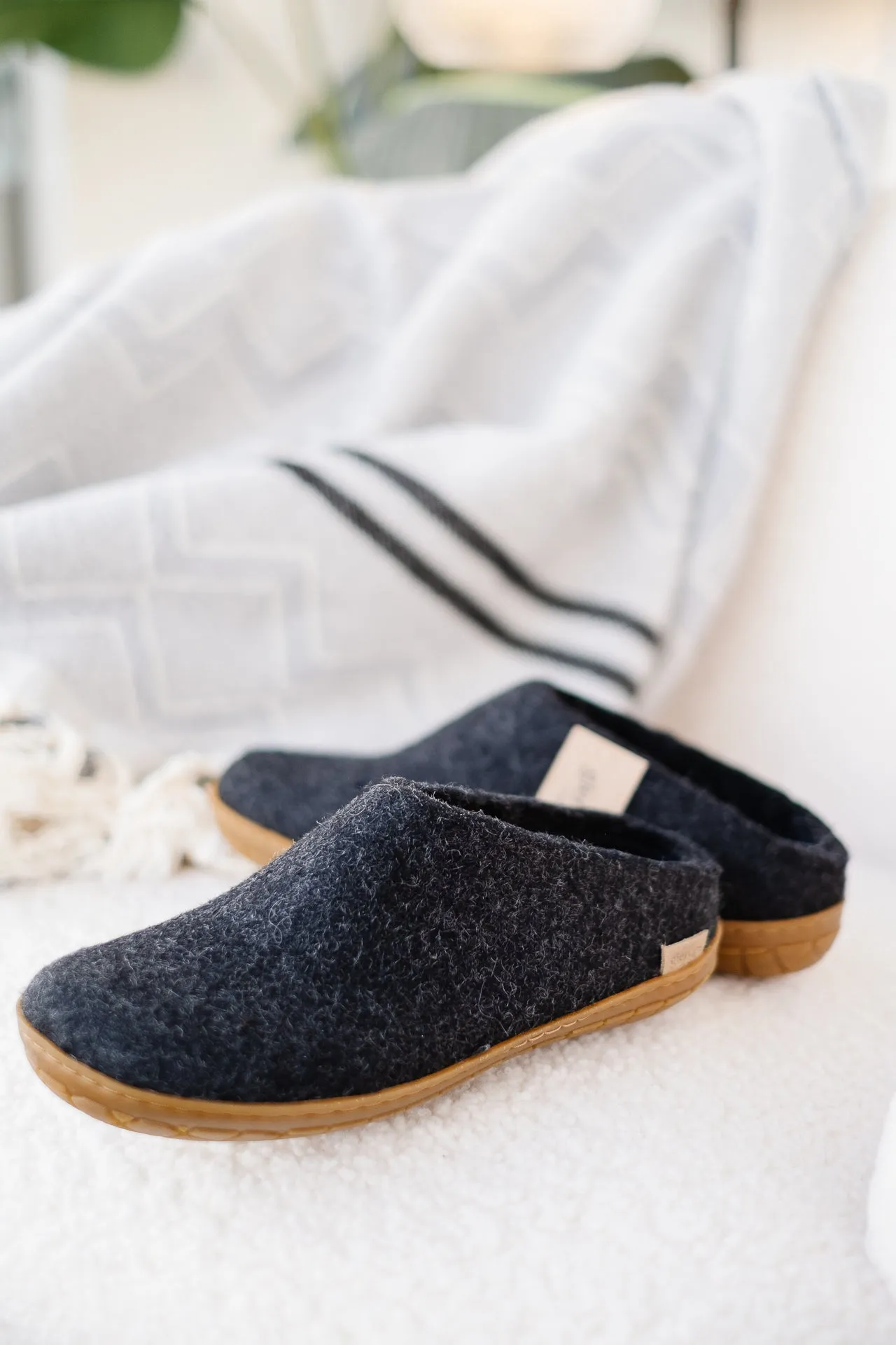 Glerups Charcoal Slip-On with Rubber Bottom
