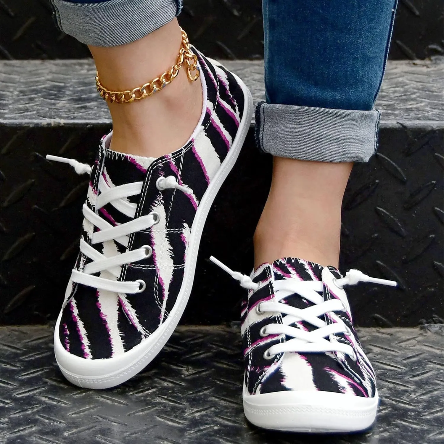 Hbeylia Womens Canvas Low Top Sneaker Casual Canvas Shoes Slip-On Flats Play Sneakers Lightweight Sport Walking Shoes Loafers for Women Girls Students