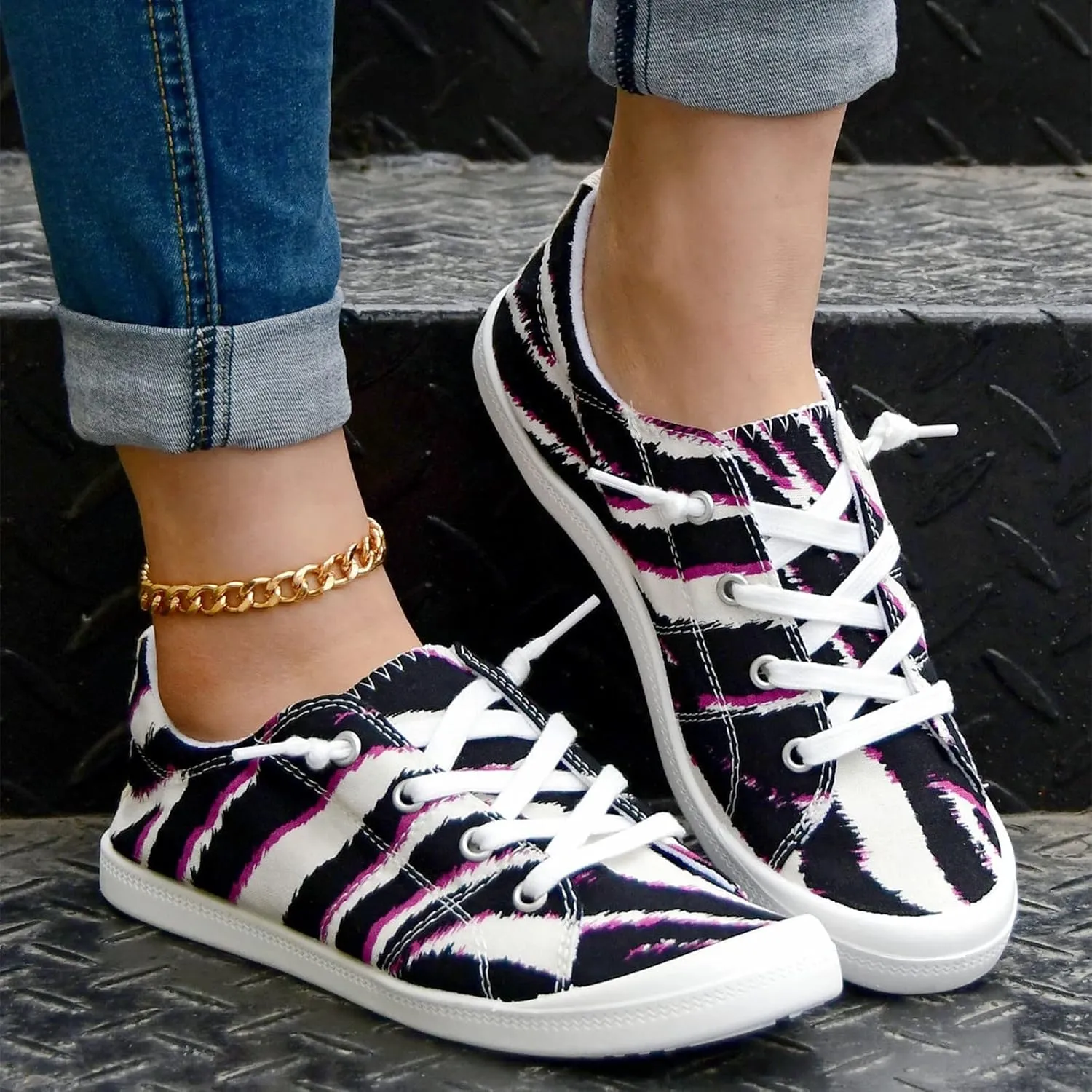 Hbeylia Womens Canvas Low Top Sneaker Casual Canvas Shoes Slip-On Flats Play Sneakers Lightweight Sport Walking Shoes Loafers for Women Girls Students