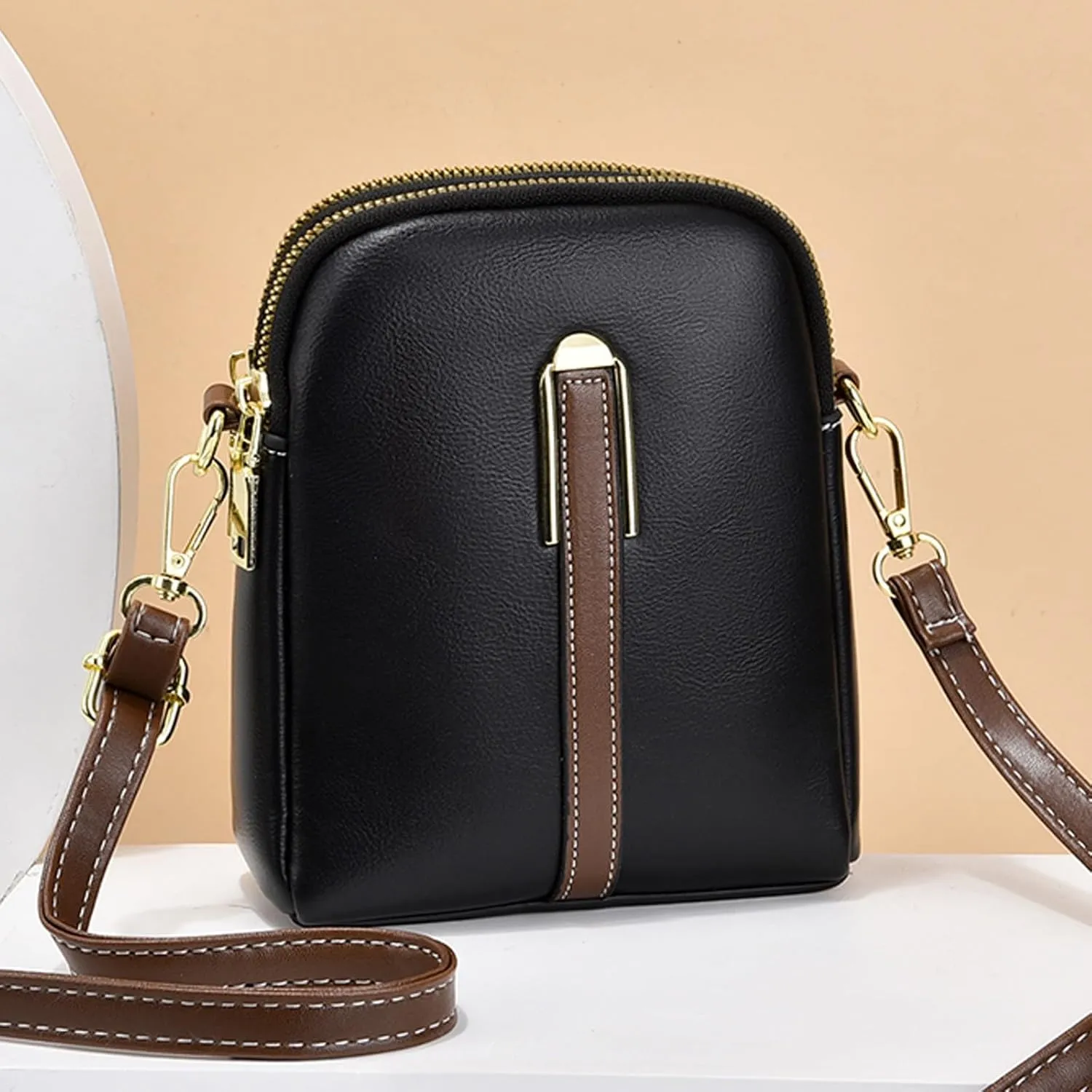 Quilted Crossbody Bags for Women Small Designer Crossbody Bags Women's Carry Options for Work and Daily Use(Black)