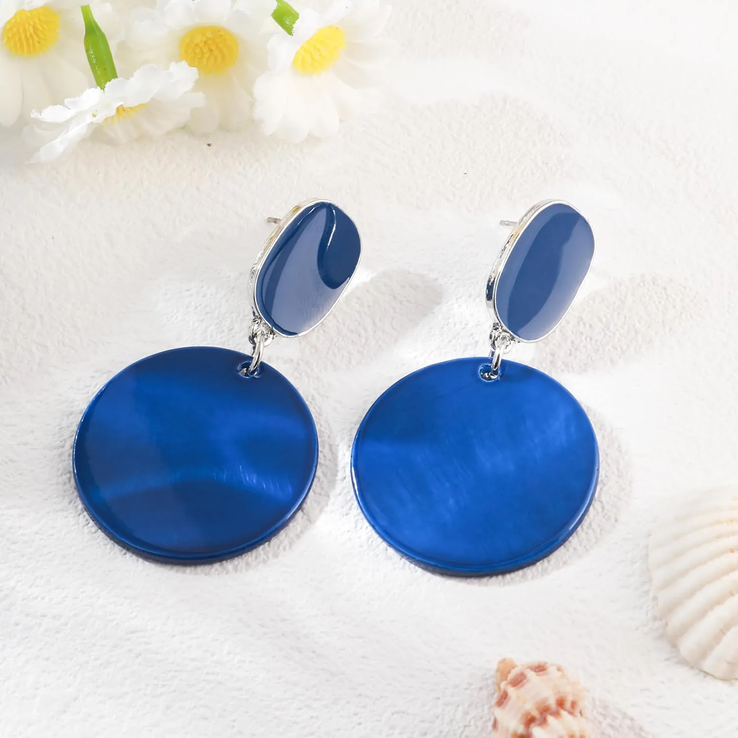 Round Circle Drop Earrings for Women Dangling Bohemian blue/yellow/red/pink/hot pink/green/teal/turquoise/white and black Shell Statement Earrings for Women