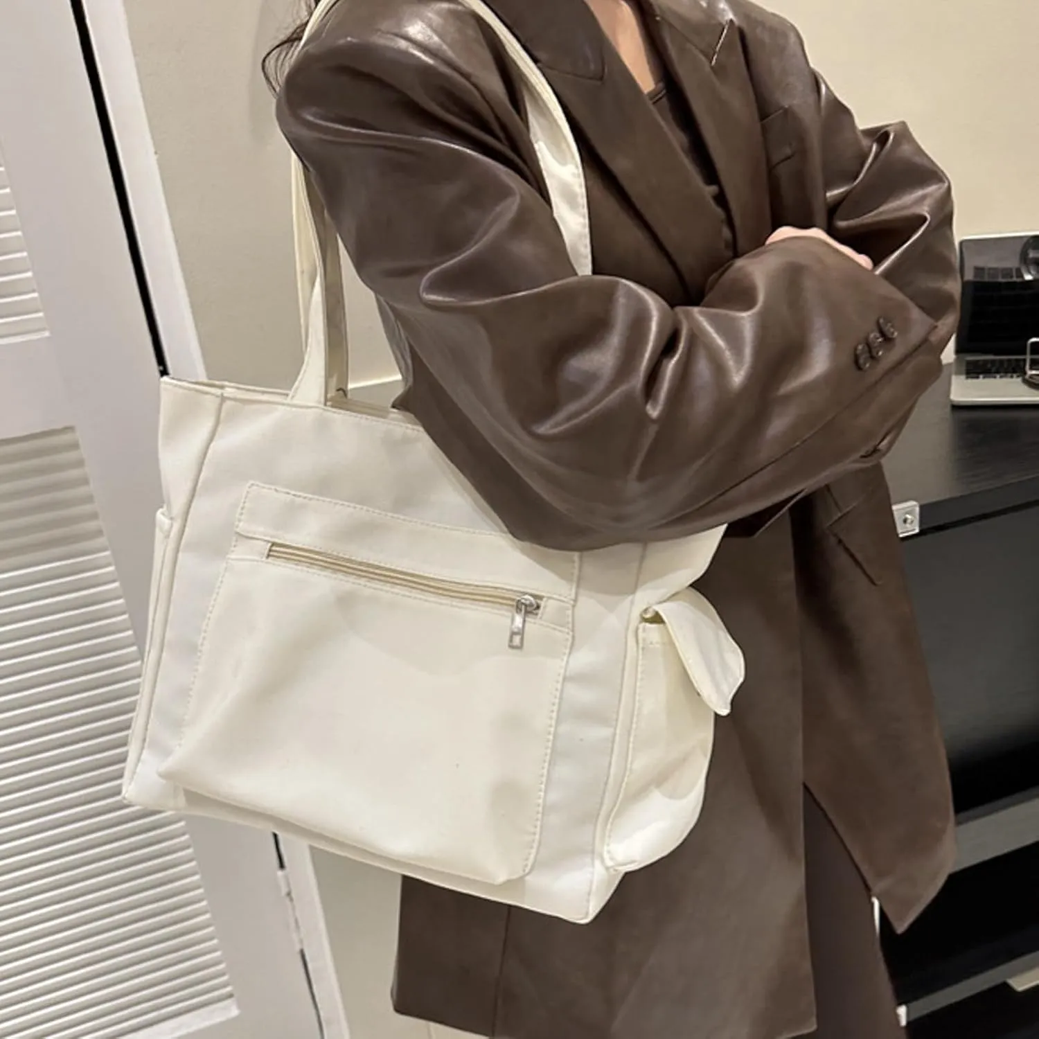 Sling Bags for Women Anti Theft Travel Small Designer Crossbody Bags for Women Womens Vacation Shoulder Bag(White)