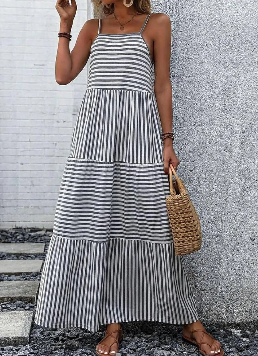Women's Grey Striped Straps Neck Sleeveless Tiered Maxi Dress 2025 Summer Casual Flowy Beach Sundress Daily Dress